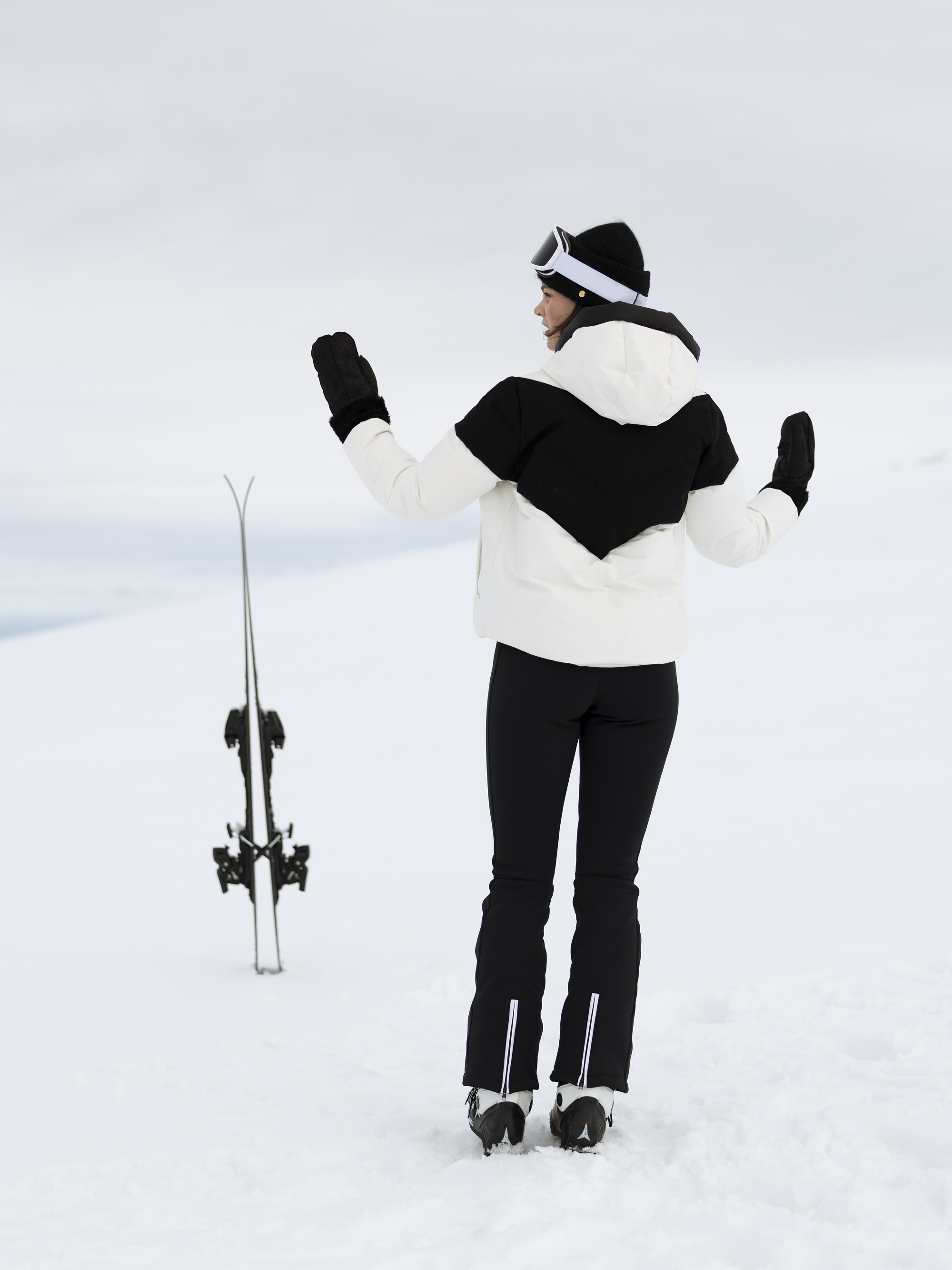 Galdhøpiggen Down Jacket  White